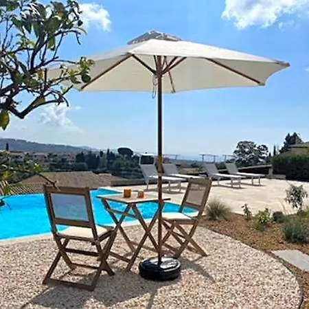 Domaine Lou Bel Azur - Entre Ciel Et Terre