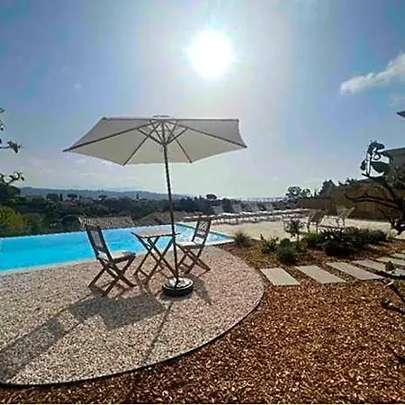 Domaine Lou Bel Azur - Entre Ciel Et Terre Aparthotel 3*